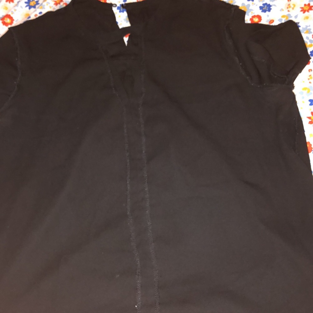 Shirts - Picture 3 of 4